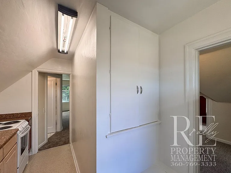 1540 N Callow Ave #C — Photo 5