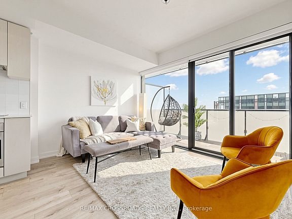 4th image of 161 Roehampton Ave APT 4206