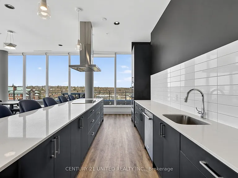 475 George St N #416 — Photo 14