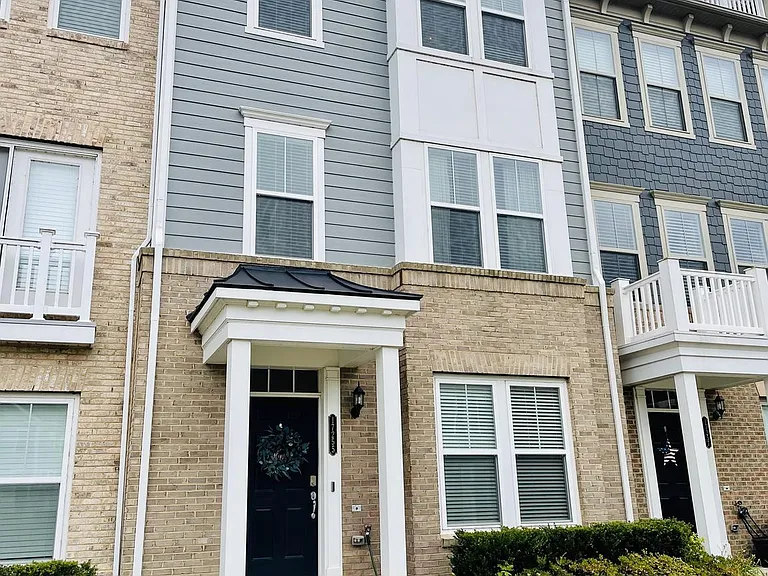 17255 Herring Gull Ln — Photo 2