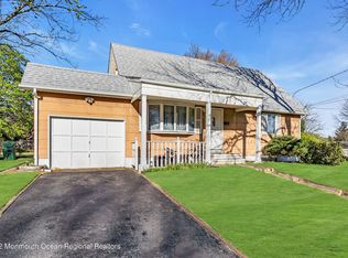 6 Trinity Pl, Jackson, NJ 08527