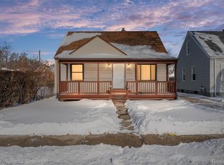 8289 Ford Ave, Warren, MI 48089