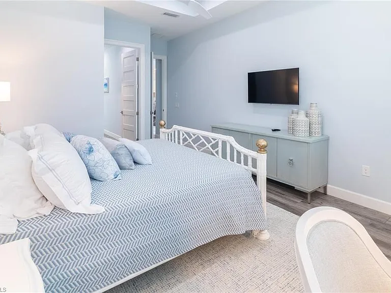 8754 Calypso Ct — Photo 20