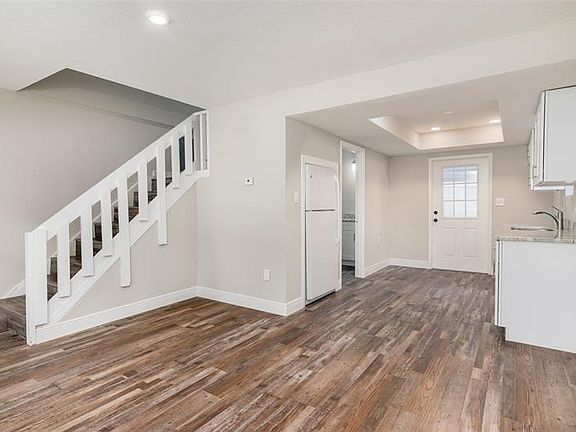 4th image of 6542 Wayne St #B