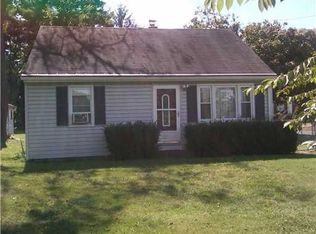 128 Lakeview Ave, Piscataway, NJ 08854