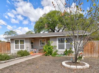 502 Lake Dr, Kerrville, TX 78028