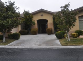 65 Isleworth Dr, Henderson, NV 89052