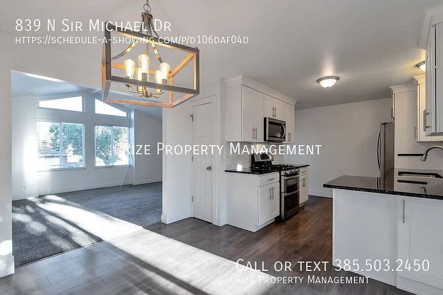 839 N Sir Michael Dr