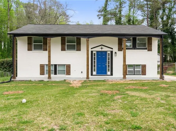 1429 Cedar Creek Ln, Riverdale, GA 30296