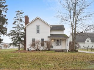 9455 Robinson Rd, Chardon, OH 44024