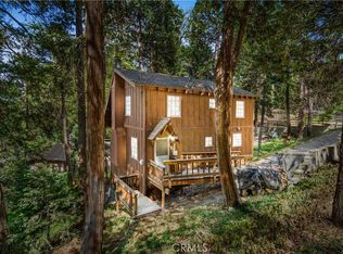 1205 Jungfrau Dr, Crestline, CA 92325