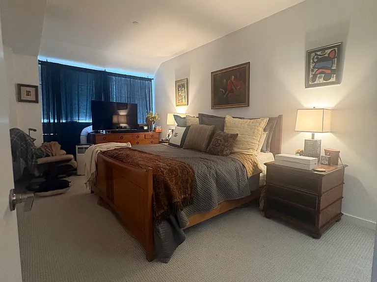 1200 Bedford St #205 — Photo 8