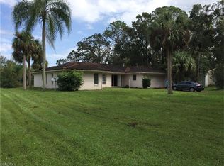 3931 Woodbrier Dr, Fort Myers, FL 33905