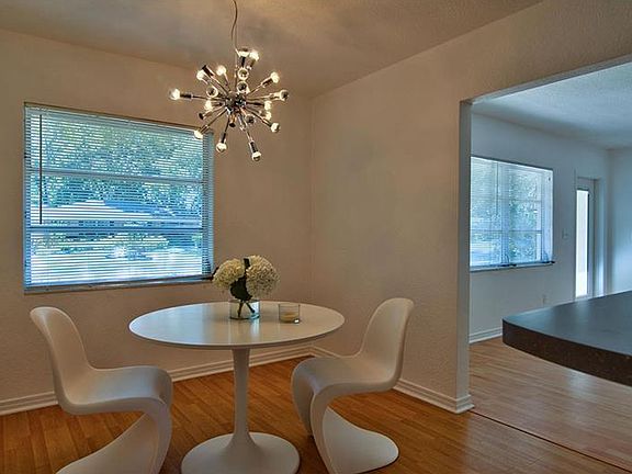 3rd image of 3407 S Gardenia Ave