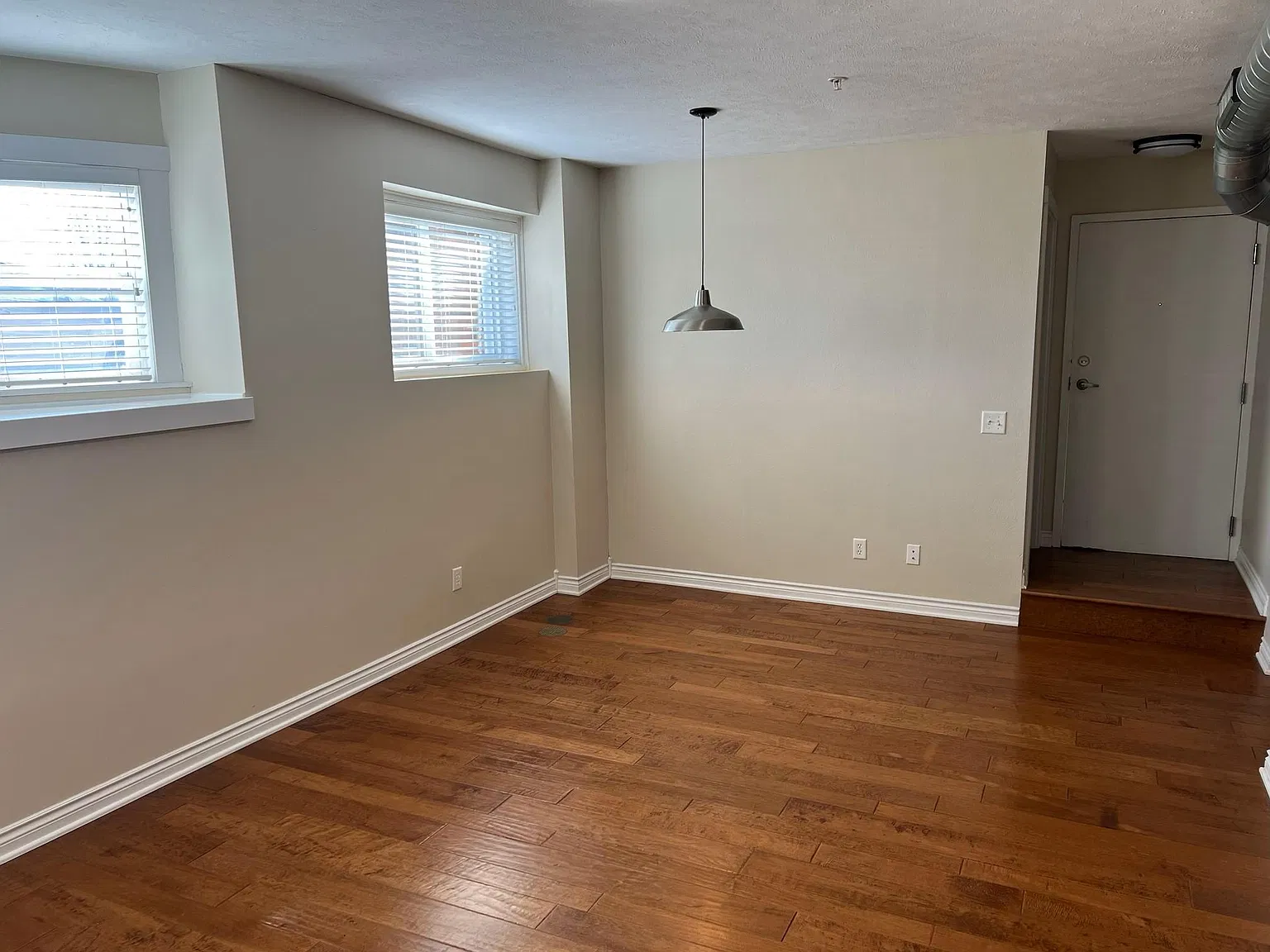 1 bed, 800 sqft, $1,275 — Photo 4