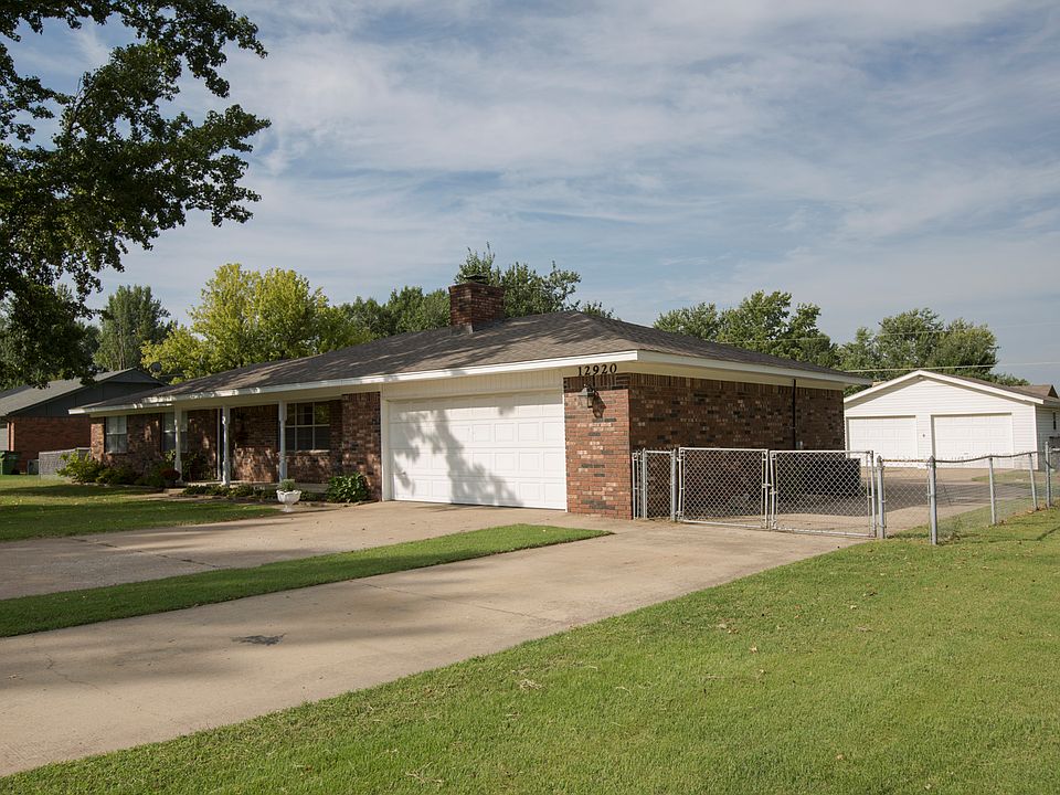 This home has great curb appeal
