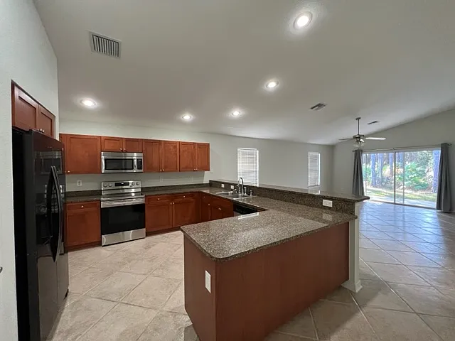 103 Middleburg Dr — Photo 6