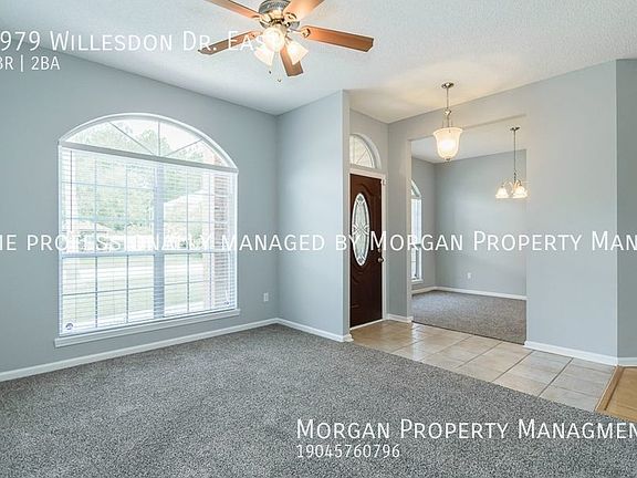 3rd image of 1979 Willesdon Dr E