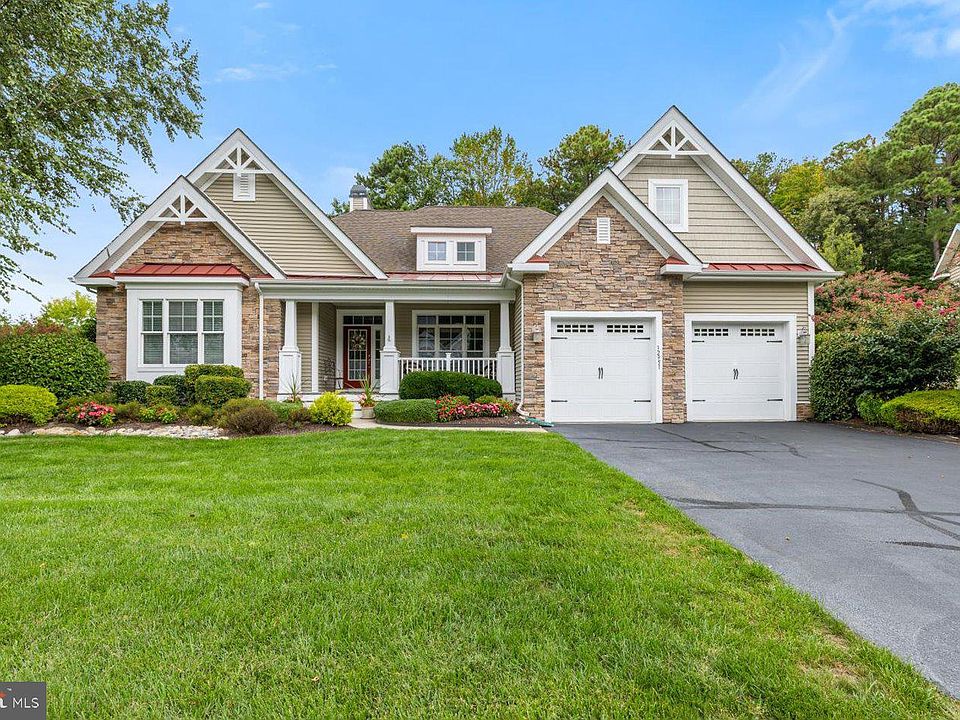 1st image of 32951 Warwick Ct