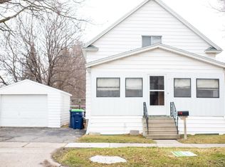 1013 Fremont St, Bay City, MI 48708