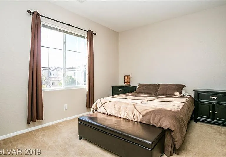 1142 Village Crossing Ln — Photo 7