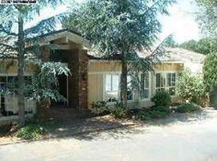 12645 Skyline Blvd, Oakland, CA 94619