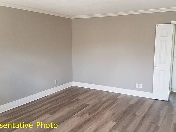 5th image of 108 N Hidalgo Ave APT 101