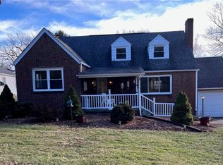 306 E Maitland Ln, New Castle, PA