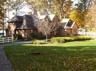 9730 Meadowbrook Ln, Galena, OH 43021