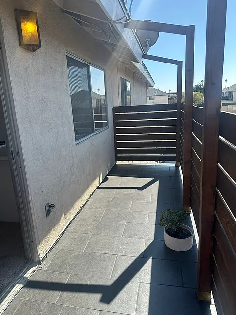 2 bed, 775 sqft, $2,700 — Photo 3