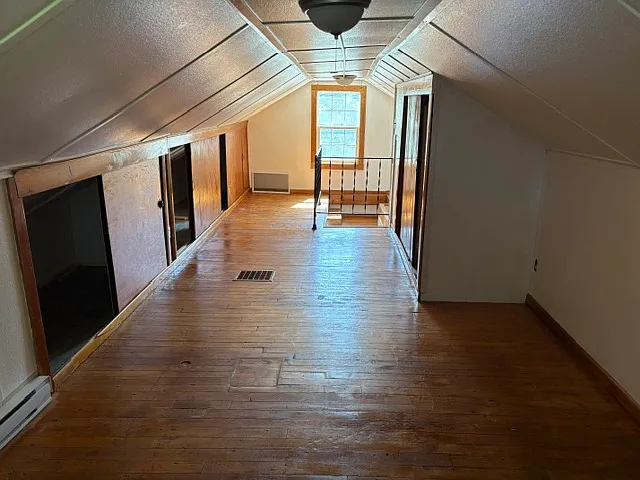 36 Monty St — Photo 3