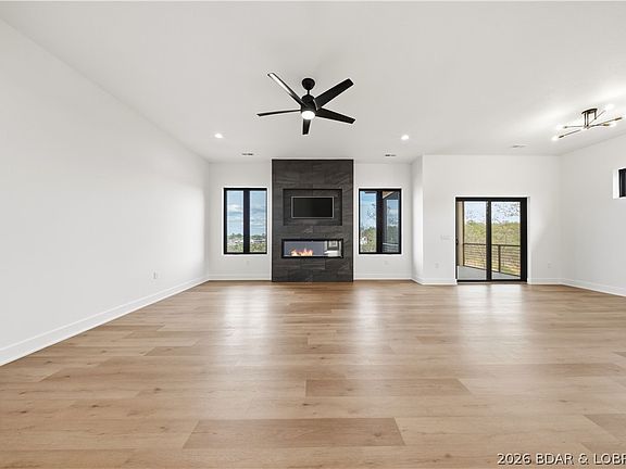 2nd image of 222 Redbud Rd