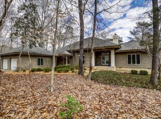983 Wilton Coves Dr, Hartfield, VA