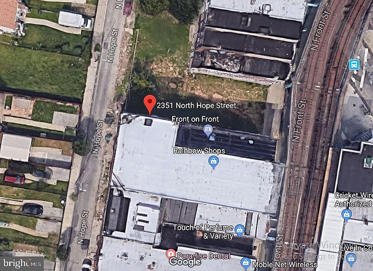 2nd image of 2351 Hope St