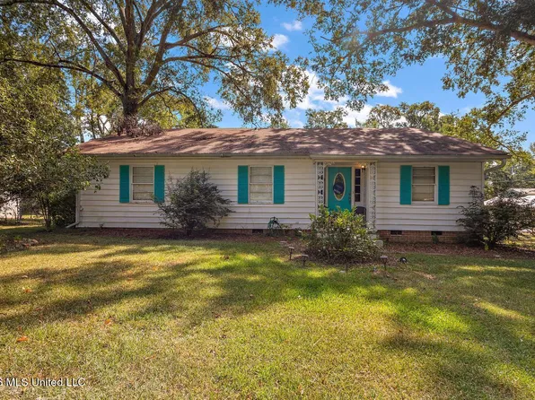 815 S Jackson St, Brookhaven, MS 39601