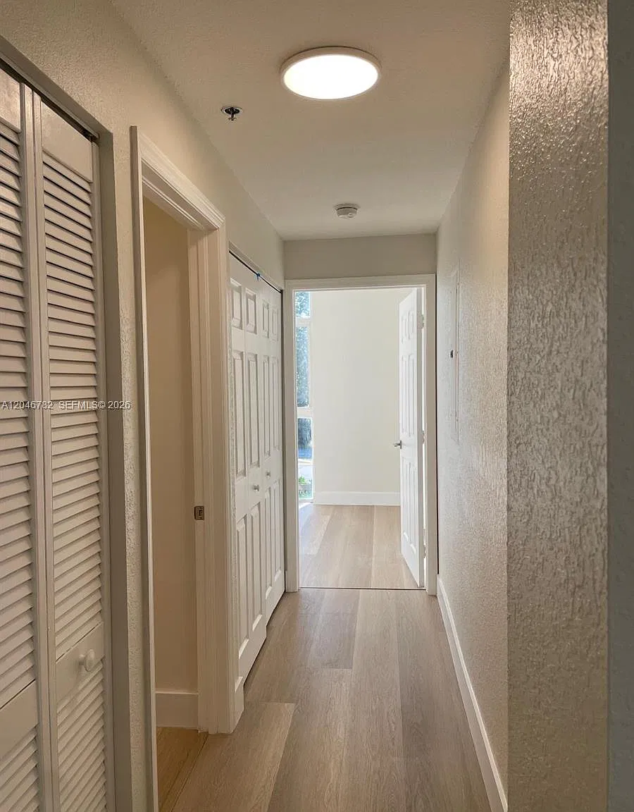 Doral House — Photo 2