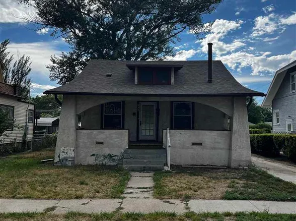 932 Emerson Ave, Alliance, NE 69301