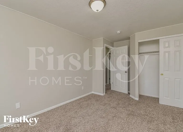 5823 Mesa Mountain Way — Photo 12