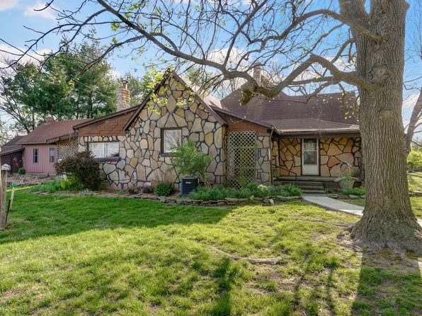 3751 W Farm Road 168, Springfield, MO 65807