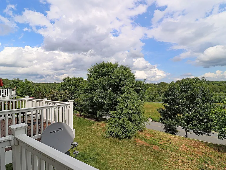 2083 Elm Tree Ct — Photo 16