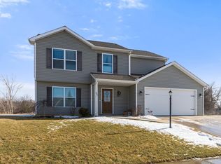 307 Prairie Ln, Fremont, IN 46737