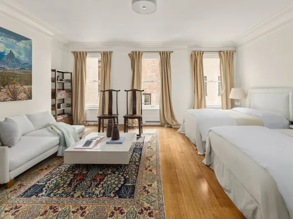 40 East 73rd Street image 19 of 24