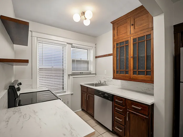4506 Wichita Avenue2nd Floor Est — Photo 2
