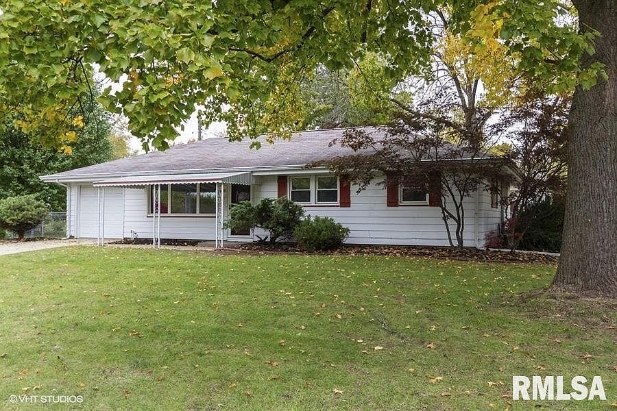 1st image of 1917 W Austin Dr