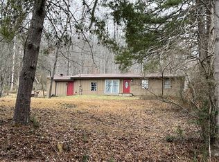 120 Woodpointe Ln, La Follette, TN 37766