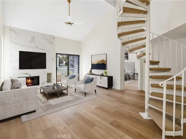 16960 Algonquin St APT 1-201, Huntington Beach, CA 92649