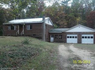 928 Beatrice Rd, Manistee, MI 49660