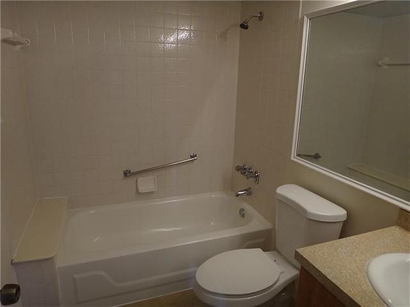 2nd image of 1011 Green Pine Blvd APT F1