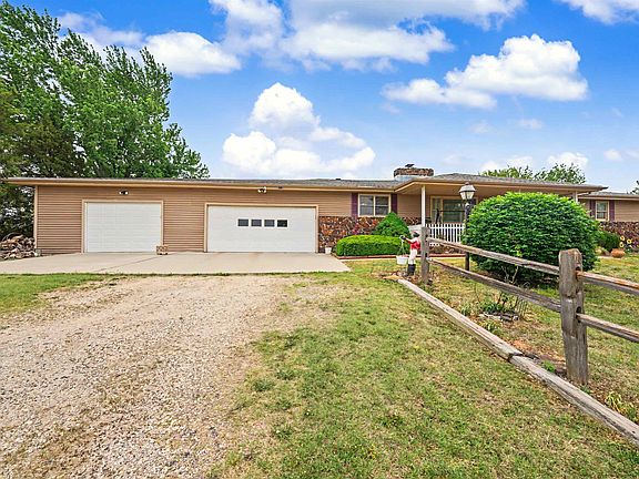 5th image of 4557 W Schilling Rd