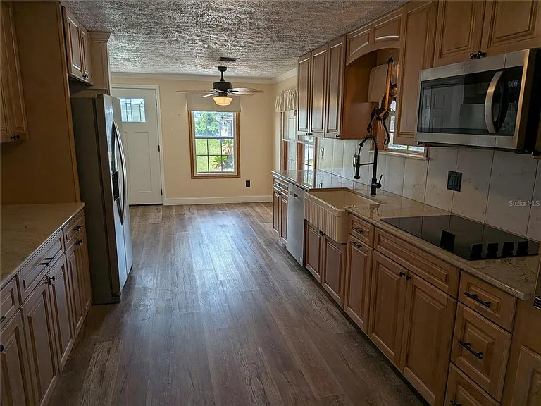 9289 Scepter Ave — Photo 5